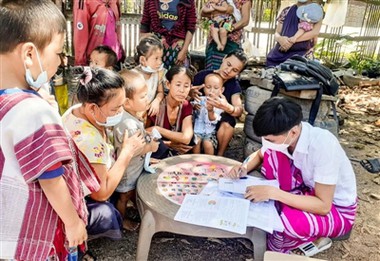 Ens unim a clients australians per donar generadors d'oxigen a un petit comta...